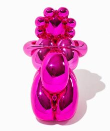 Balloon Venus (magenta) by Jeff Koons at Vogtle Contemporary