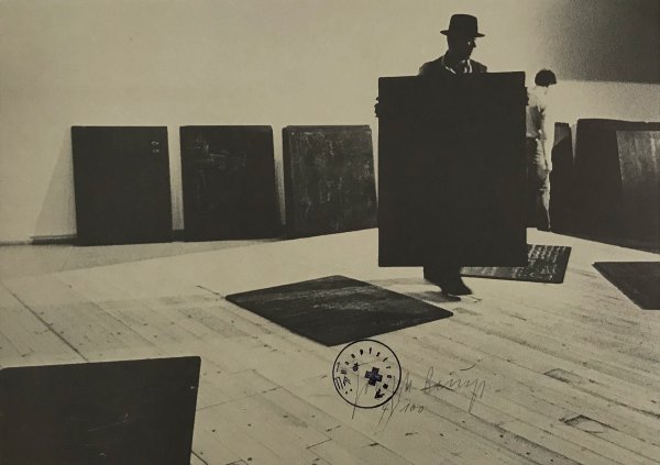 Aufbau by Joseph Beuys
