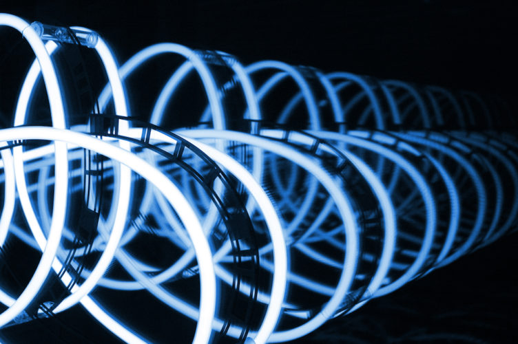 Infinite Curve I – No 7 by Brigitte Kowanz