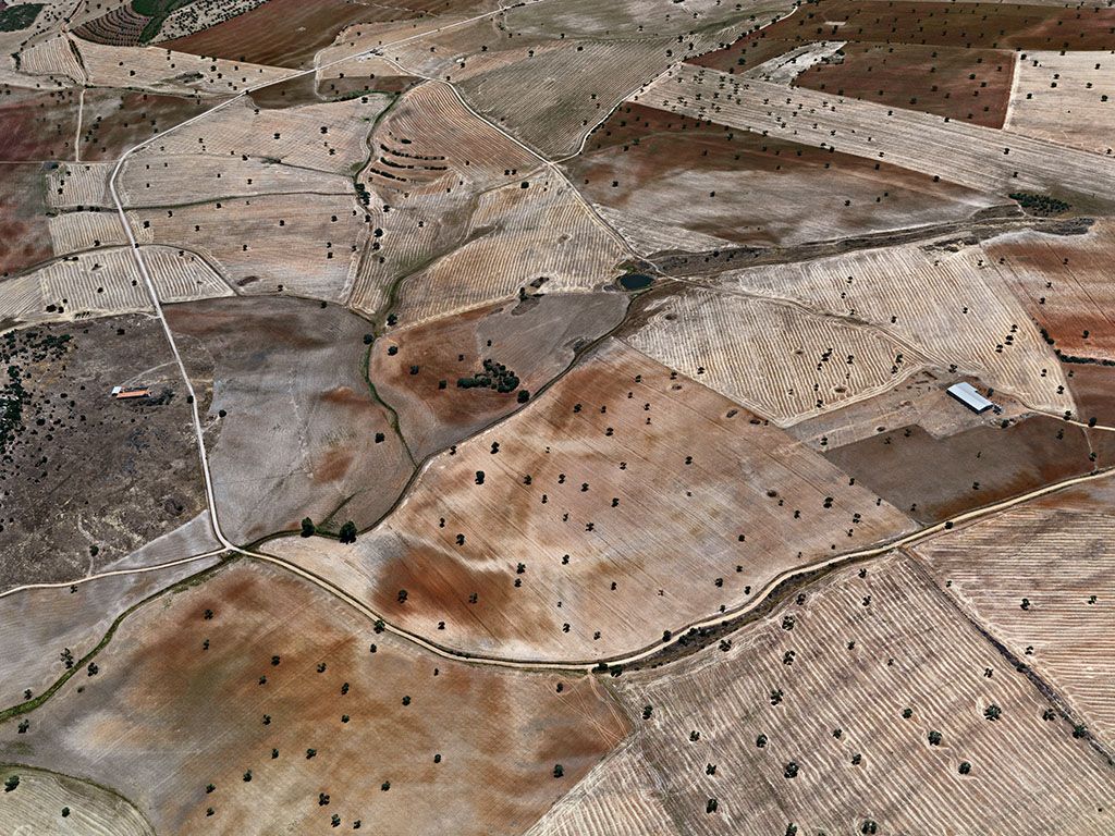 Dryland Farming #29, Monegros County, Aragon, Spain by Edward Burtynsky