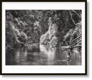 Amazônia. Art Edition No. 101–200 ‘Young Hatiri Suruwahá bathes in a backwater of the Pretão stream’ by Sebastião Salgado at Taschen