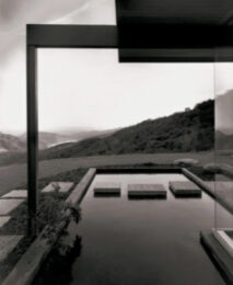 Neutra, Singleton House by Julius Shulman at Taschen