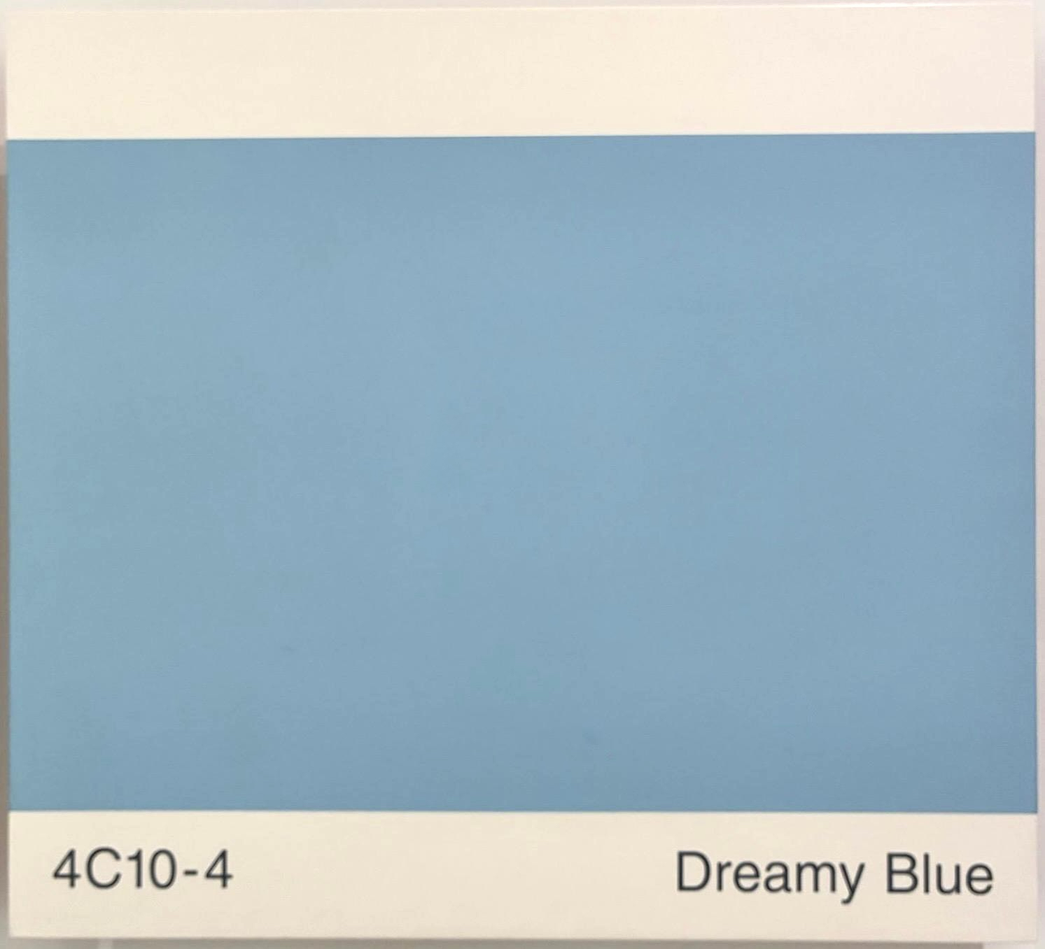 Dreamy Blue (4C10-4) by Peter Wegner